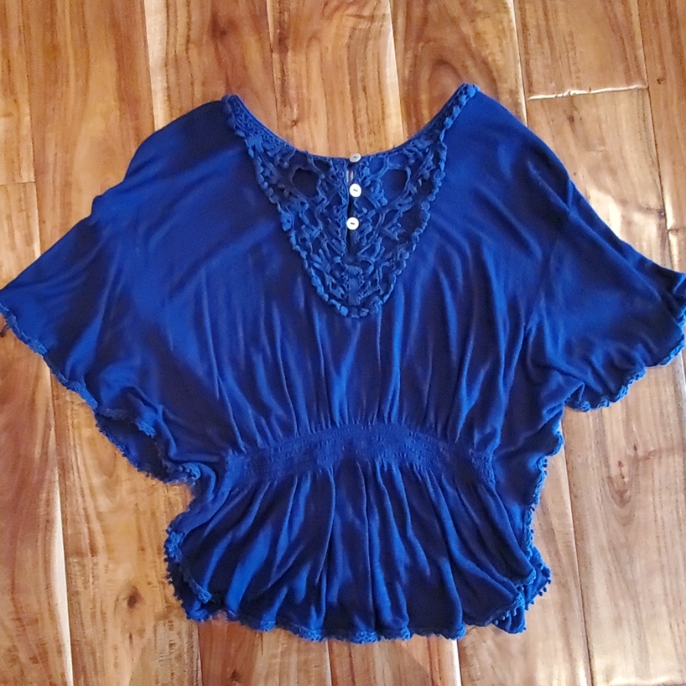 Blouse - Picture 2 of 3